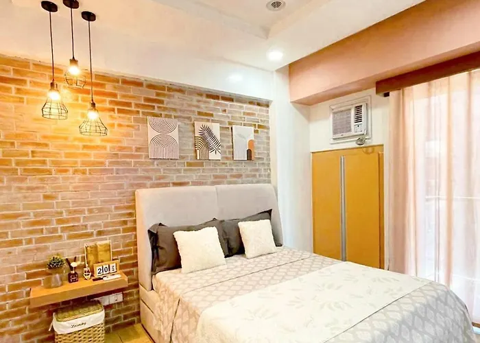 Elegant Suite With Balcony L Free Wifi And Netflix I Across Naia T3 Airport