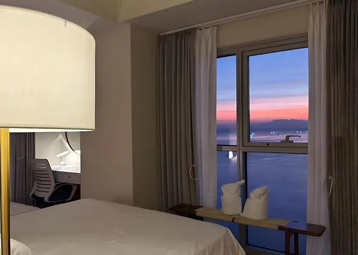 Modern 1Br With Balcony Facing Infinity Pool Manila Bay Sunset Near Airports Okada Solaire Moa