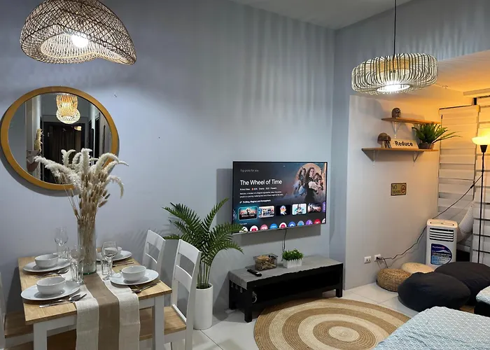 Glamorous 3Br Suite In Uptown Bgc W/Bathtub