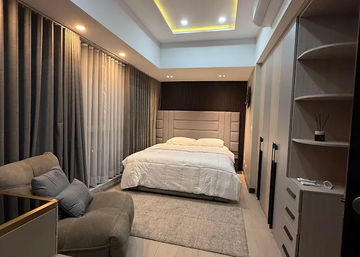 Executive Suites 4 Bedroom Condo Uptown Parksuites Bgc