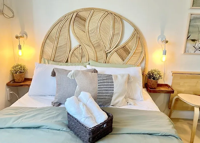 Captivating Crib In The Metro