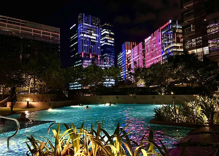 Cozy Place In Uptown Bgc Near Malls And Clubs