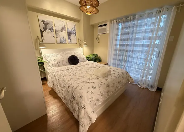 Aesthetic Cozy Modern Condo Apartment