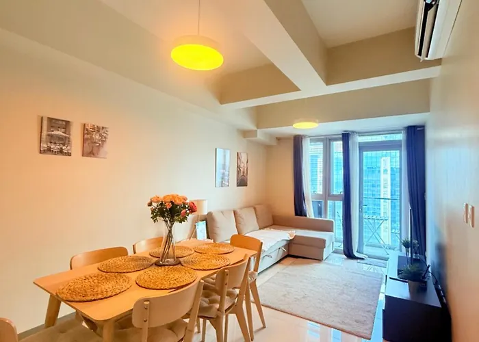 Spacious 2 Bedroom With Stunningview In Uptown Bgc
