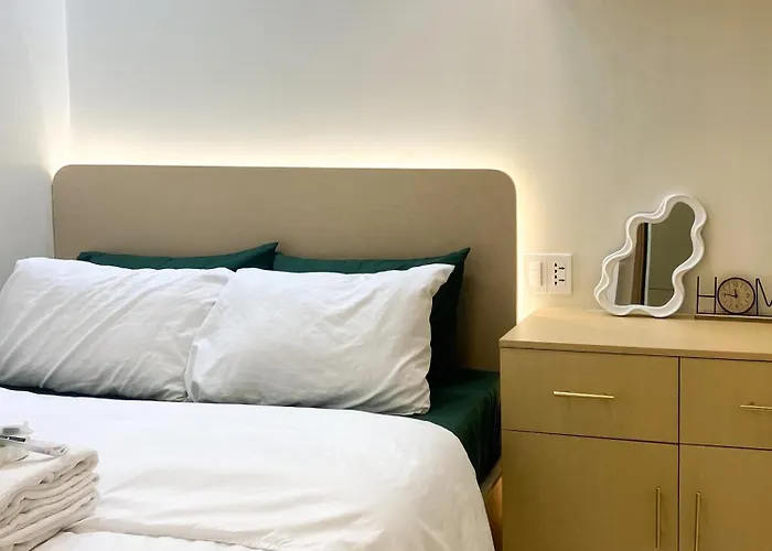 Oval Shore Residences 1Br By Jbco