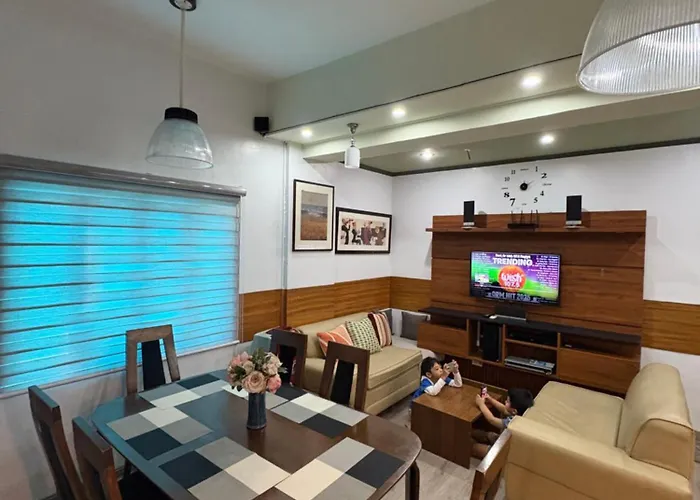 2 Separate Fully Furnished Condo Units 1Br On The 23Rd Flr And 3Br Penthouse On The 41St Flr, With Different Bookings And Daily Rates In Ermita, Manila Near Slec,Us Embassy, Mall And Parks