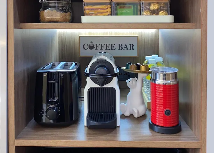 Modern Unit At Shore 2 Mall Of Asia By Elle Suite