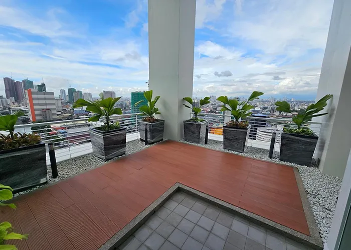 Suntrus T Solana Condominium - Ermita, Manila - Sm Manila