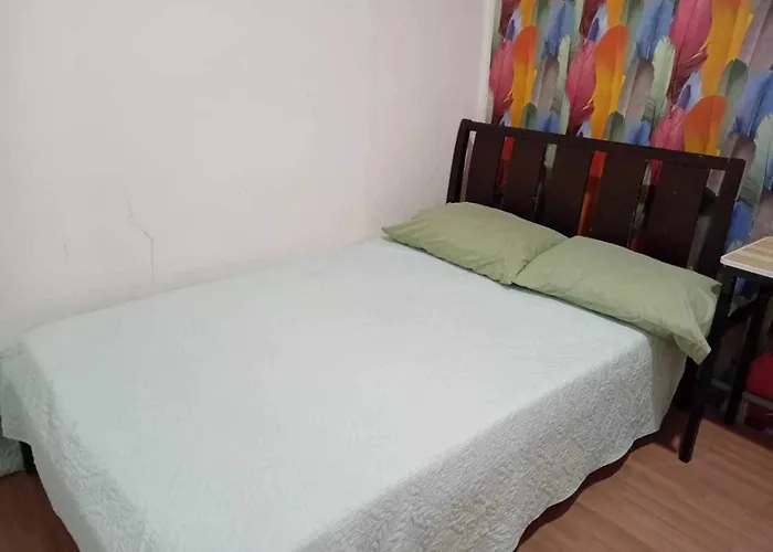 Oyo 1170 Mvm Transient Home Pasay