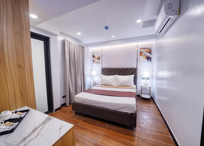 Everyone Hotel