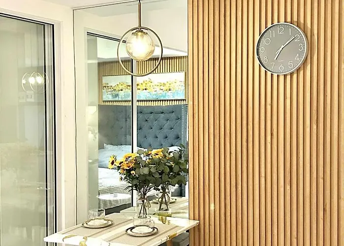 Azure Skyline Pad