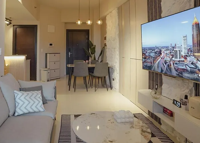 Luxury 2Br In Uptown Parksuites Bgc Balcony & Prime Location