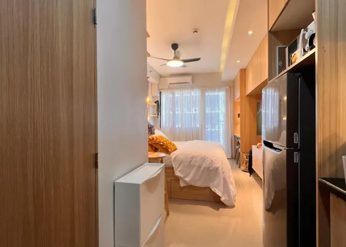Condo Living At Shore With Parking