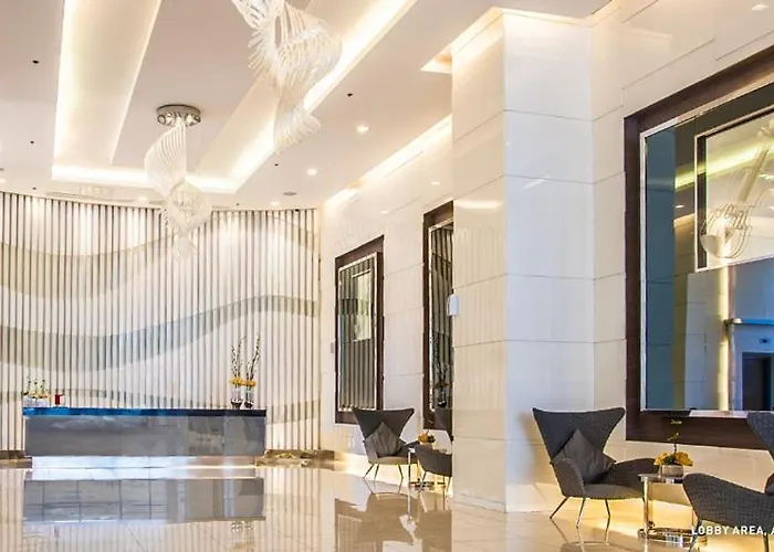 High Rise 2Br In The Makati Skyline With Ktv Pools