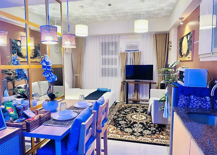 We Vibe, 101 Newport Blvd Near The Airport Naia 3