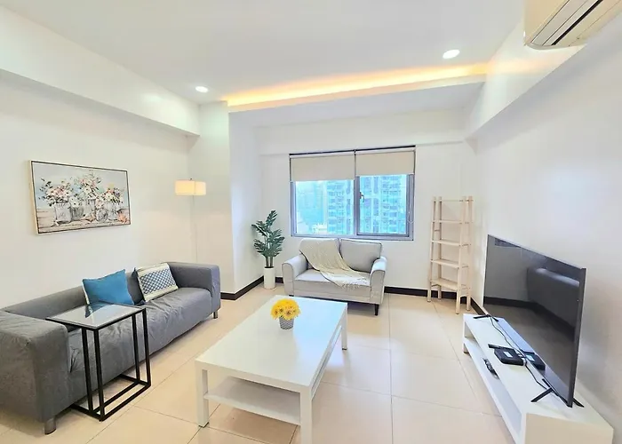 The Infinity Towers In Bgc - Spacious 2 Bedroom - View, Washer, Fast Wifi