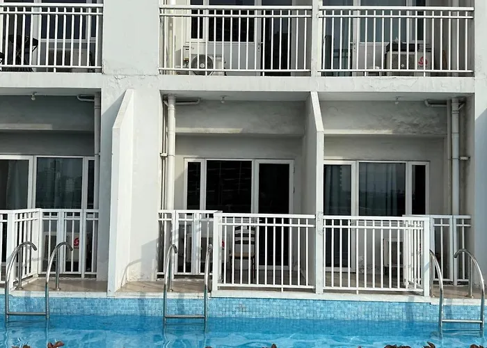 Pocco-Breeze- Inhouse Pool