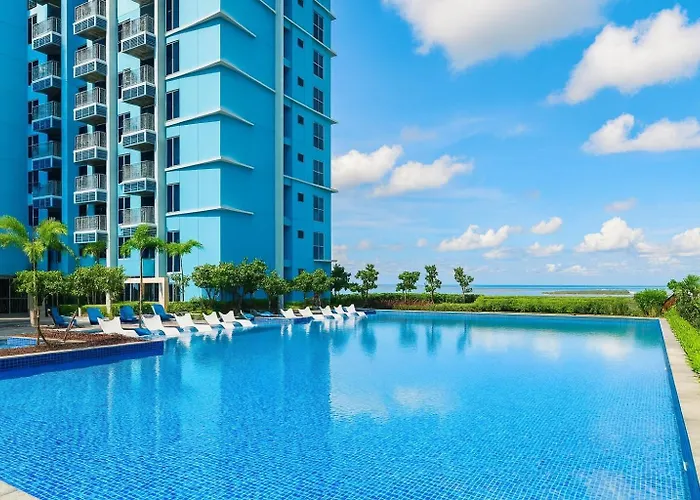 Modern Manila bay Seaveiw 3 BR Spacious Beside Okada Manila Airport