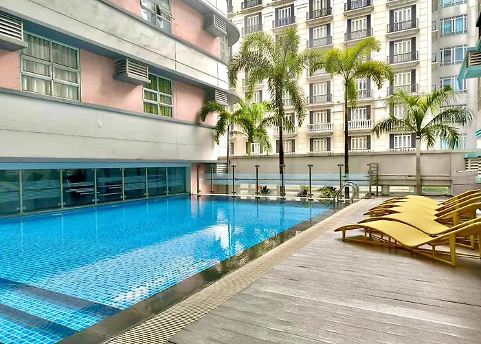 Newport Luxe Stay Condo