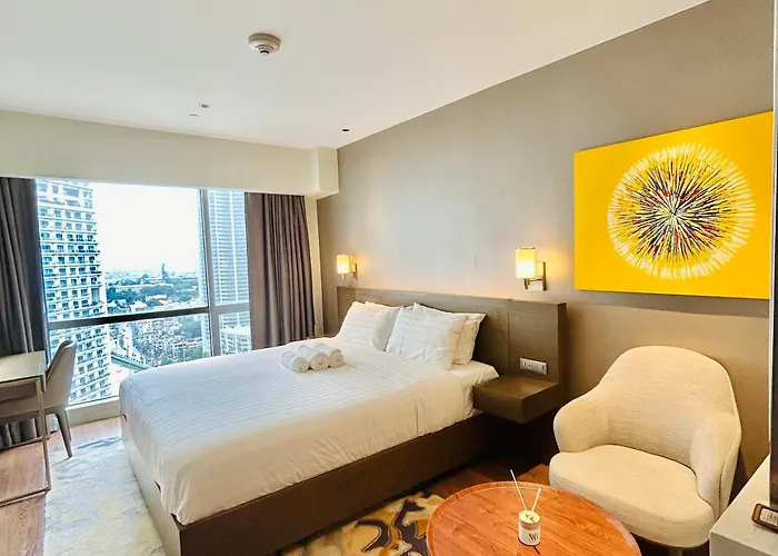 Novotel Suites Manila At Acqua