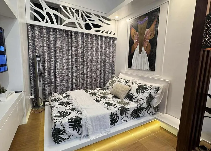 1Br Pioneer Woodland Condominium Connected To Boni Metro Rail Station,Boni Mandaluyong Metro Manila
