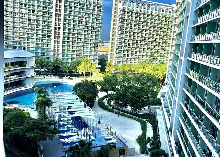 Casa De Leon - Azure Urban Resort