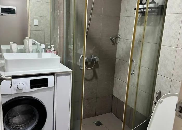 Monarch Parksuites Staycation Near Moa Ikea Solaire 05