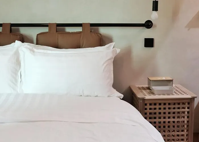 Studioretreat Near Mrt , Edsa Bus Station & East Ave