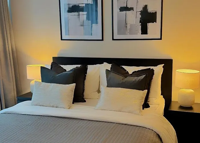 Luxe And Modern 1Br Unit In Bgc