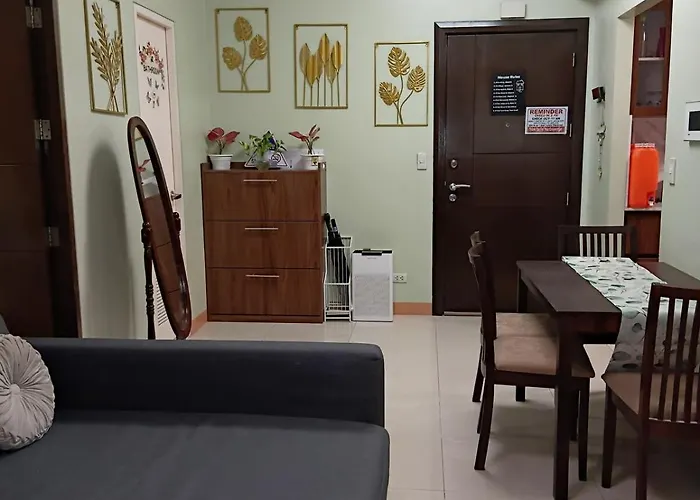 Golden Palm At One Palm Tree Villas