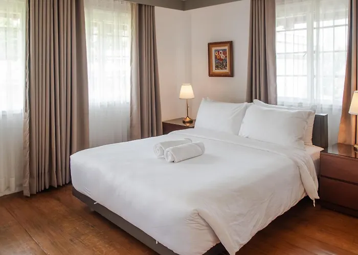 Miranamin Nest Rosal - Garden View Suite In Unique Historic Estate With Indoor Plunge Pool, Self-Service Breakfast, Guest Kitchen
