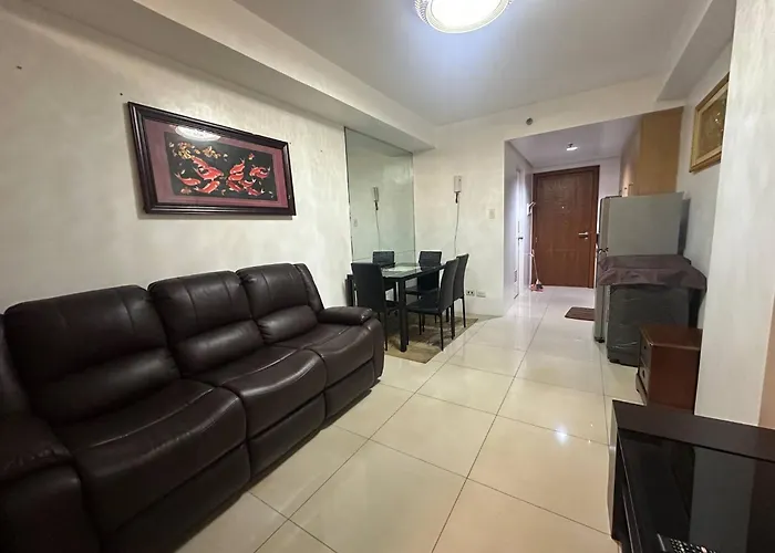 Dainty Pasay City Apartment For Rent - Entire House Front Of Mall Of Asia