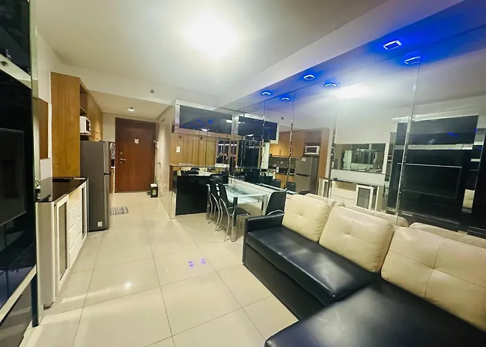 Ritzy Pasay Getaway - Entire Apartment For Rent