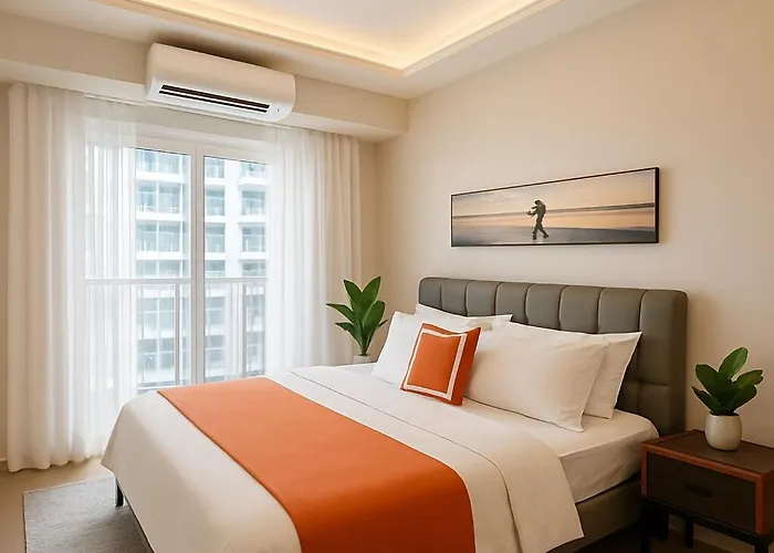 Spacious 3Br Near Solaire, Okada, Airport I 8Pax