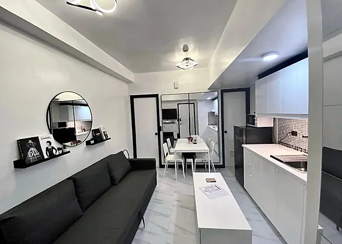 Chic And Cozy Minimalist Condo With Pool In Makati City