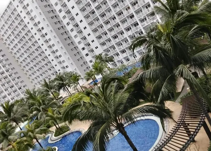 Urban Haven At Shore Residences Near Moa