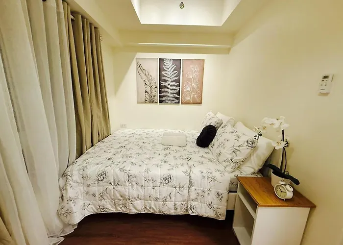 The Camden Place Aesthetic Elegant Condo Unit 15