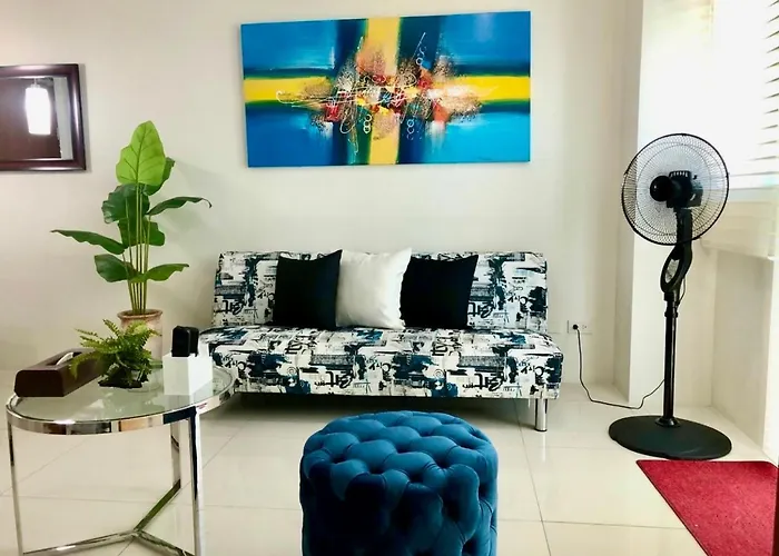 Luxe 1Br Bgc With Balcony