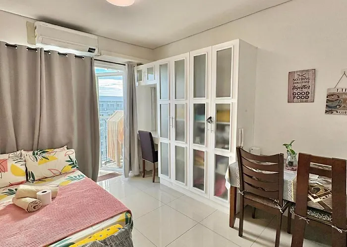 Condo Staycation Shell Residence