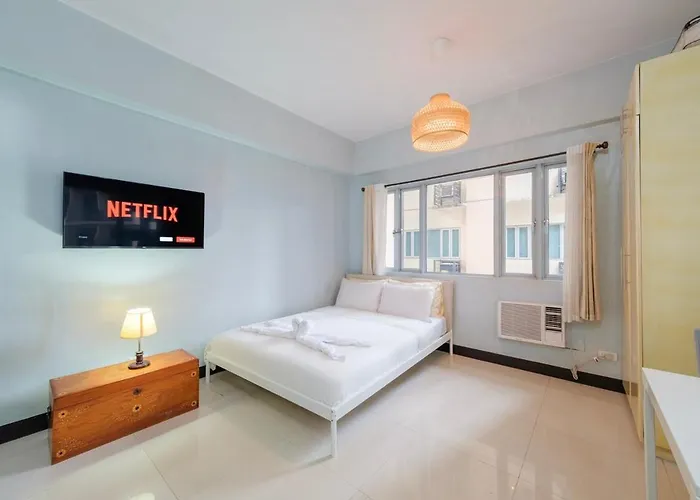 Modern Stylish Condo In Morgan Suites Mckinley With Wi-Fi