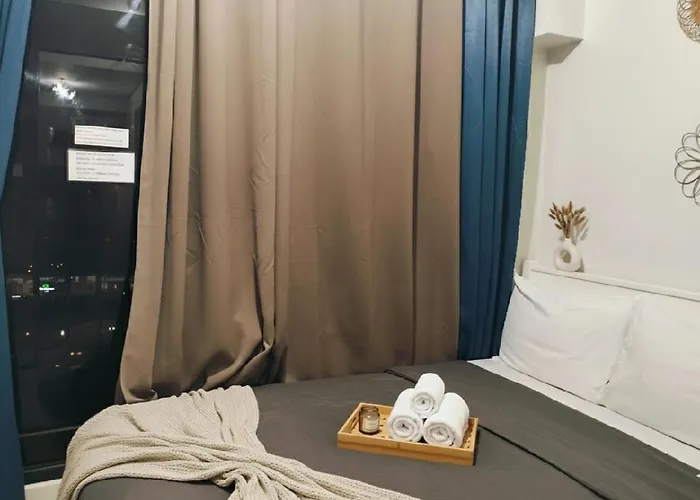 Mall Of Asia - Aseana Super Cheap Accommodation