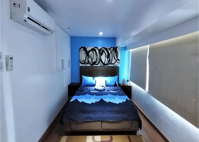 2 Bedroom Loft-Type Condo Fort Victoria