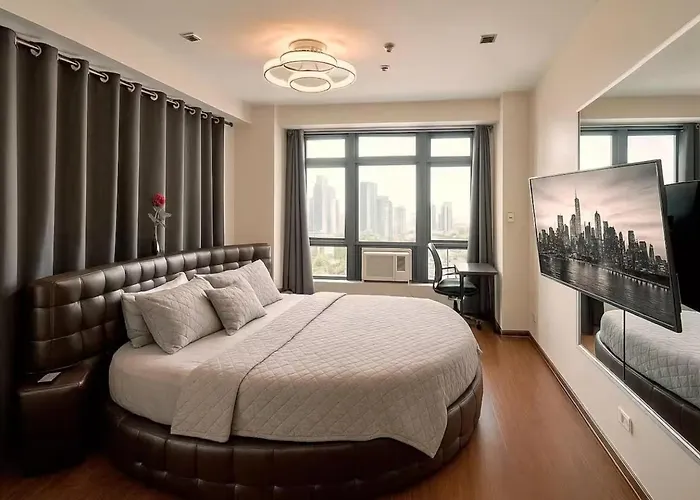 2-Story Penthouse With 5 Balconies