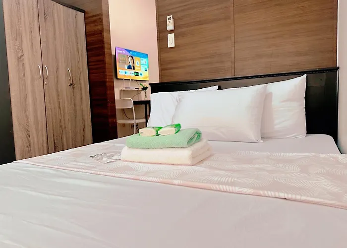 Makati City Ph Snowwhite Staycation