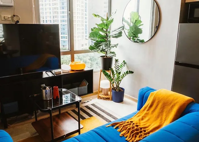 Spacious 1-Br Condo Near Bgc W Pool And Gym