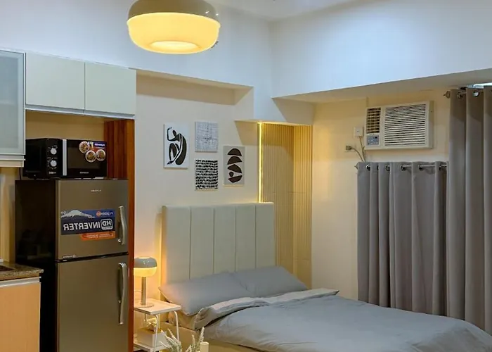 A Studio Unit In Mckinley Near Venice Grand Canal Mall