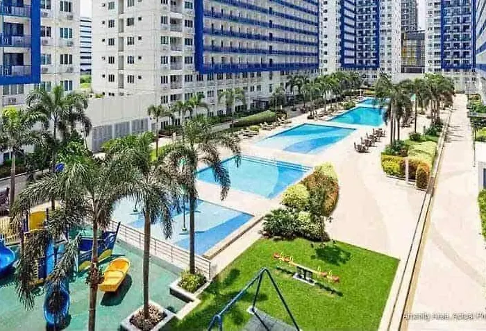 R E Staycations
