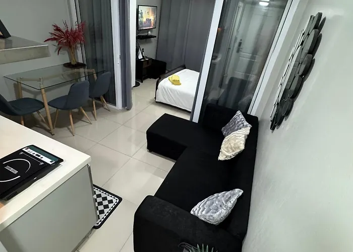 Casa Est Staycation - Azure Urban Resort Residences