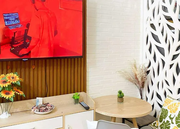 Shore Residences Condo Moa Naia With Netflix Wifi Access