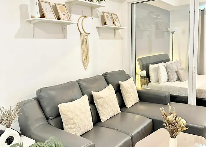 Zyron Suite